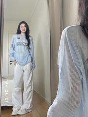 国の潮のブランドのアルファベットの小さい透き通った青い長袖の日焼け止めの服の女性の夏の薄いタイプのゆったりしている原宿風のカジュアルな百合の上着