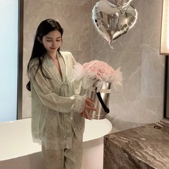 Yase [宮殿風林] 新しい国民的トレンドの女性用パジャマ、新しい中国風のボタン付き春秋の高級ホーム服