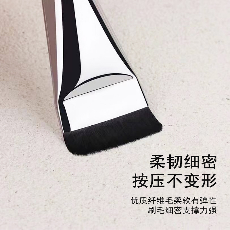 Nuevo de una línea de base cepillo sin fisuras no comer polvo ultra-delgada cabeza plana cepillo de maquillaje ligero impecable base de maquillaje cepillo de Estela