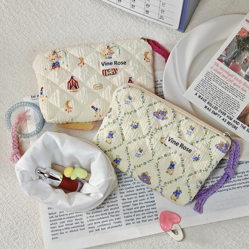 Mini Quilted Lanyard Coin Purse for Women, Small Fresh Portable Outing Card Holder, Travel Lipstick Bag, Small Item Cosmetics Bag Mini Quilted Lanyard Coin Purse for Women, Small Fresh Portable Outing Card Holder, Travel Lipstick Bag, Small Item Cosmetics Bag