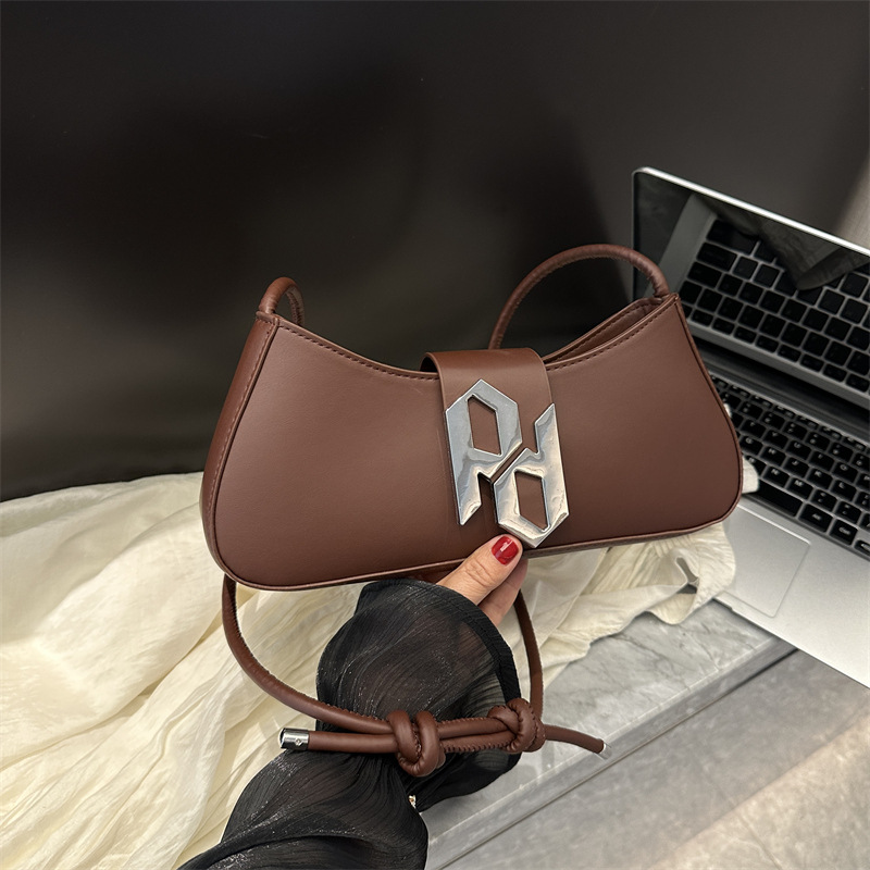 Diseño de nicho bolso de las axilas casual nuevo estilo coreano de moda estilo occidental pequeño bolso cuadrado 2023 nuevo bolso de hombro de verano