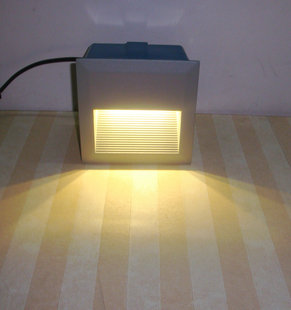 Source Manufacturer Supplies Waterproof 3W Led Wall Lamp Square Led Lamp Je028S Finished Product