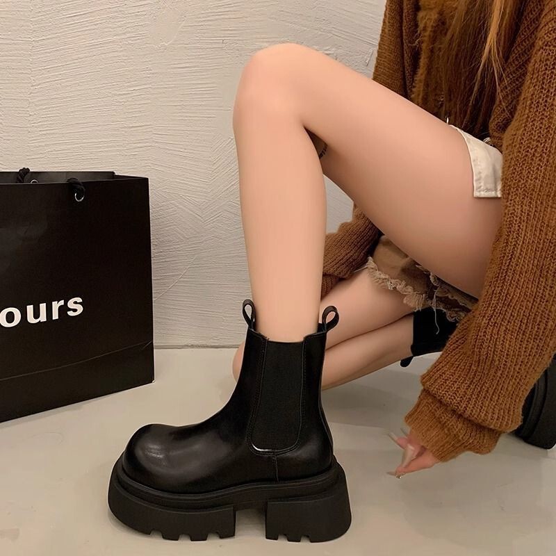 Height-Increasing Thick-Soled Martin Boots for Women, New Autumn and Winter Style, Petite British Style Chimney Boots with Fleece, Chelsea Ankle Boots Height-Increasing Thick-Soled Martin Boots for Women, New Autumn and Winter Style, Petite British Style Chimney Boots with Fleece, Chelsea Ankle Boots