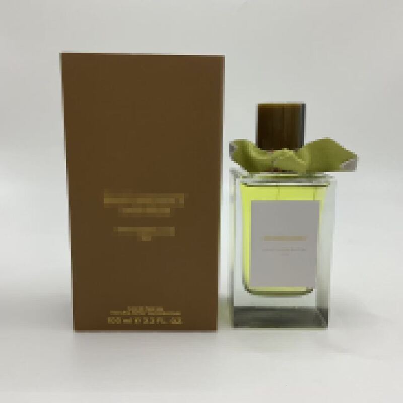 Cross-Border Foreign Trade Perfume Hawthorn Blossom and Her Walk in Windsor Amber Heather Hawthorn Blossom English Rose 100ml Cross-Border Foreign Trade Perfume Hawthorn Blossom and Her Walk in Windsor Amber Heather Hawthorn Blossom English Rose 100ml