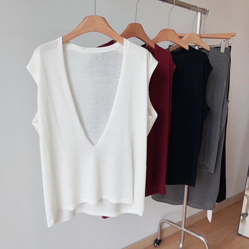 Minimalist Style Big Brand Same Style Deep V Tencel Linen Sleeveless Knitted Layering Artifact Loose Casual Vest Women's Vest