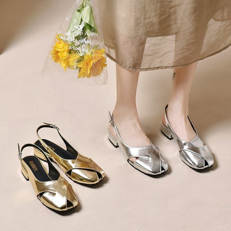 Retro shoes square toe