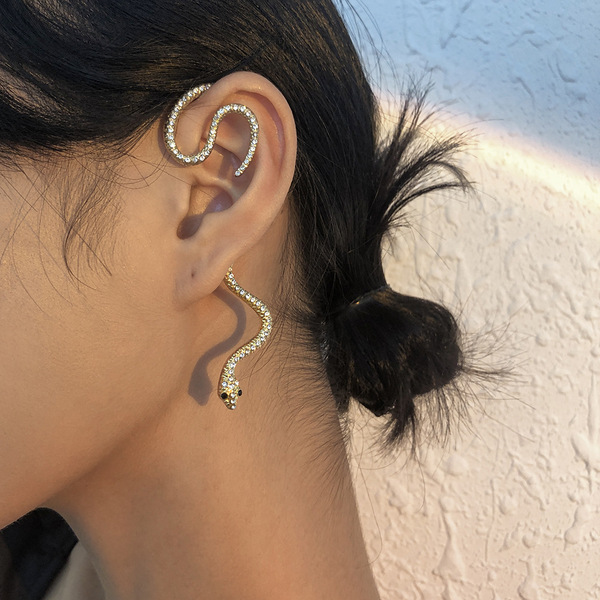 retro geometric earrings