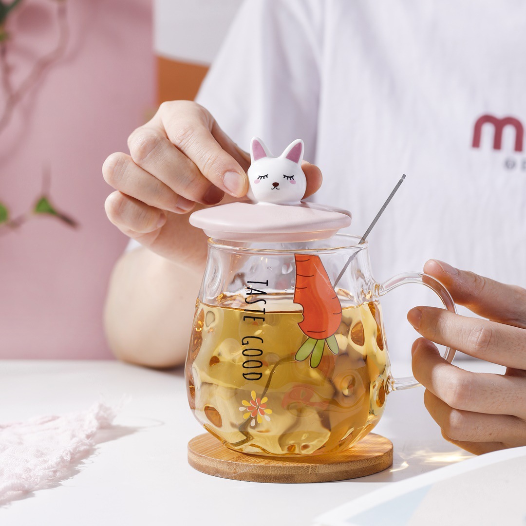 Creativo lindo transparente dibujos animados conejo rábano vidrio con tapa cuchara desayuno personalizado taza de leche japonés