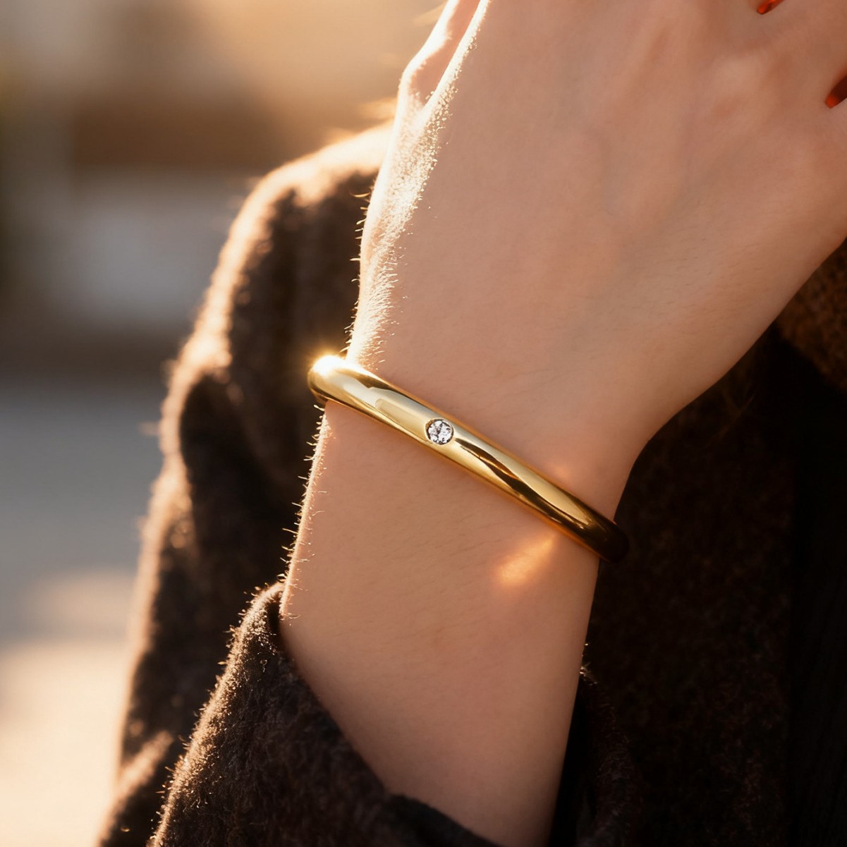 18K Gold Plated Oval Bracelet Simple Elegant Smooth Copper Jewelry For Women Classic Fashionable Geometric Design_voghion.com
