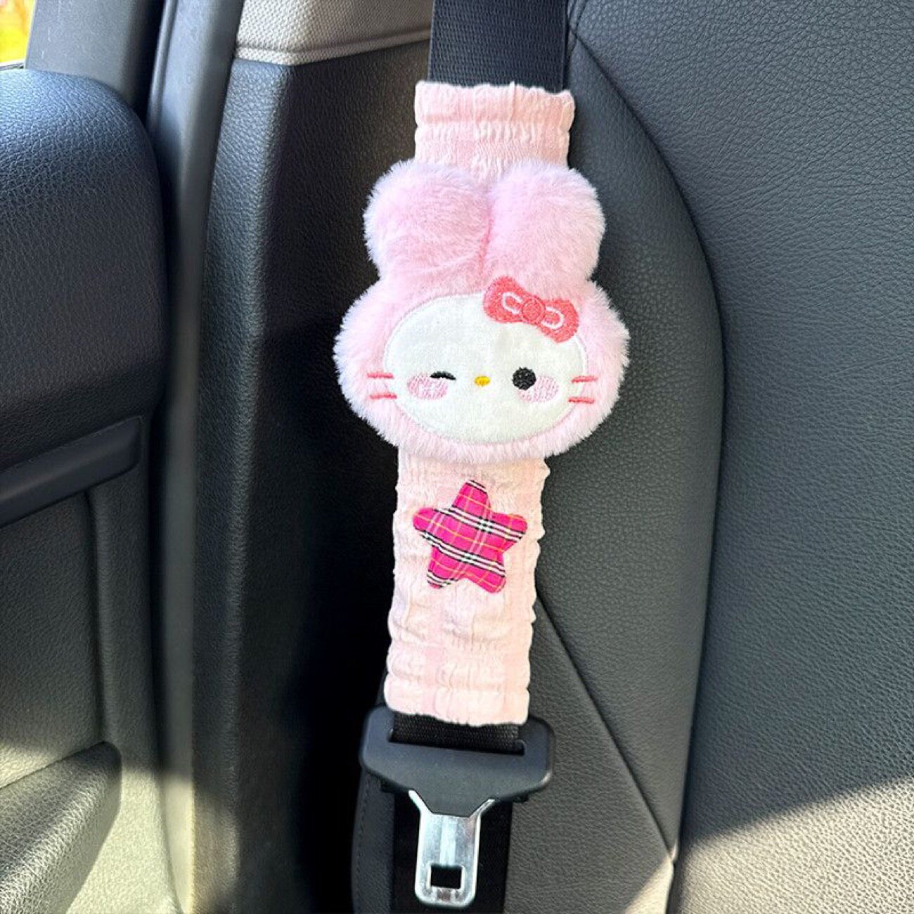 Cartoon Kitty Cat Seatbelt Shoulder Pad 2026 New Model Anti-Neck Strain Protective Cover for Girls Car Interior Shoulder