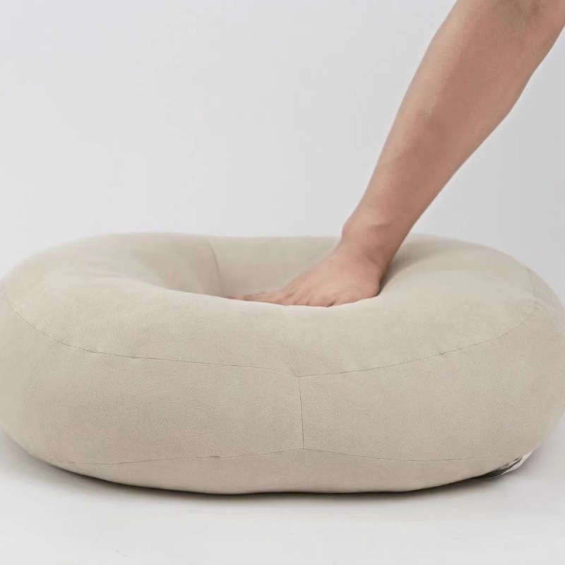 無印良品 シンクロニング ウエストクッションとしても使えるソフトクッション 枕 車用クッション クラウドピロー お昼寝枕|undefined