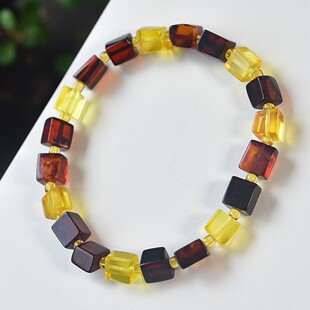 Natural Russian Chicken Oil Yellow Beeswax Duobao Square Single Circle Bracelet Blood Pepper Gold Beeswax Raw Ore Beeswax Live