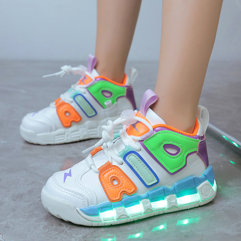 充电七彩发光鞋闪光带灯实心底鞋夜光男童女学生儿童运动鞋篮球鞋