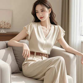 2025新款夏季今年流行漂亮高级感超好看的干练气质两件套装裤女装