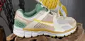 Vomero 5 white pink green
