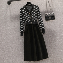 大码女装秋冬新款假两件胖韩版显瘦领毛衣打底内搭针织连衣裙