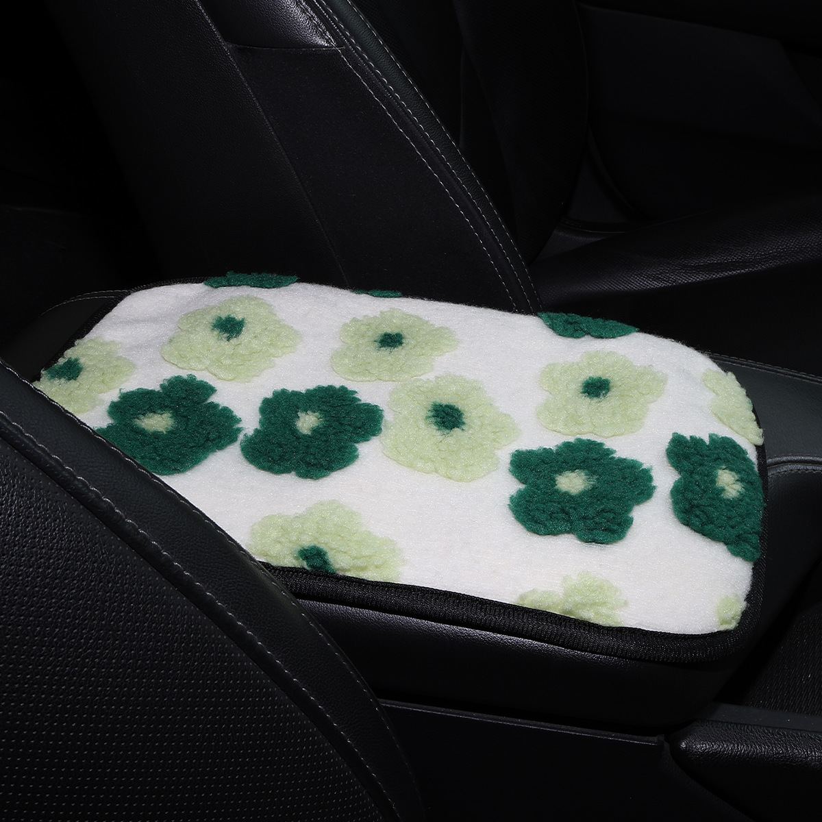 New Floral Lamb Wool Car Armrest Box Mat in Vibrant Red, Cross-Border Dropshipping