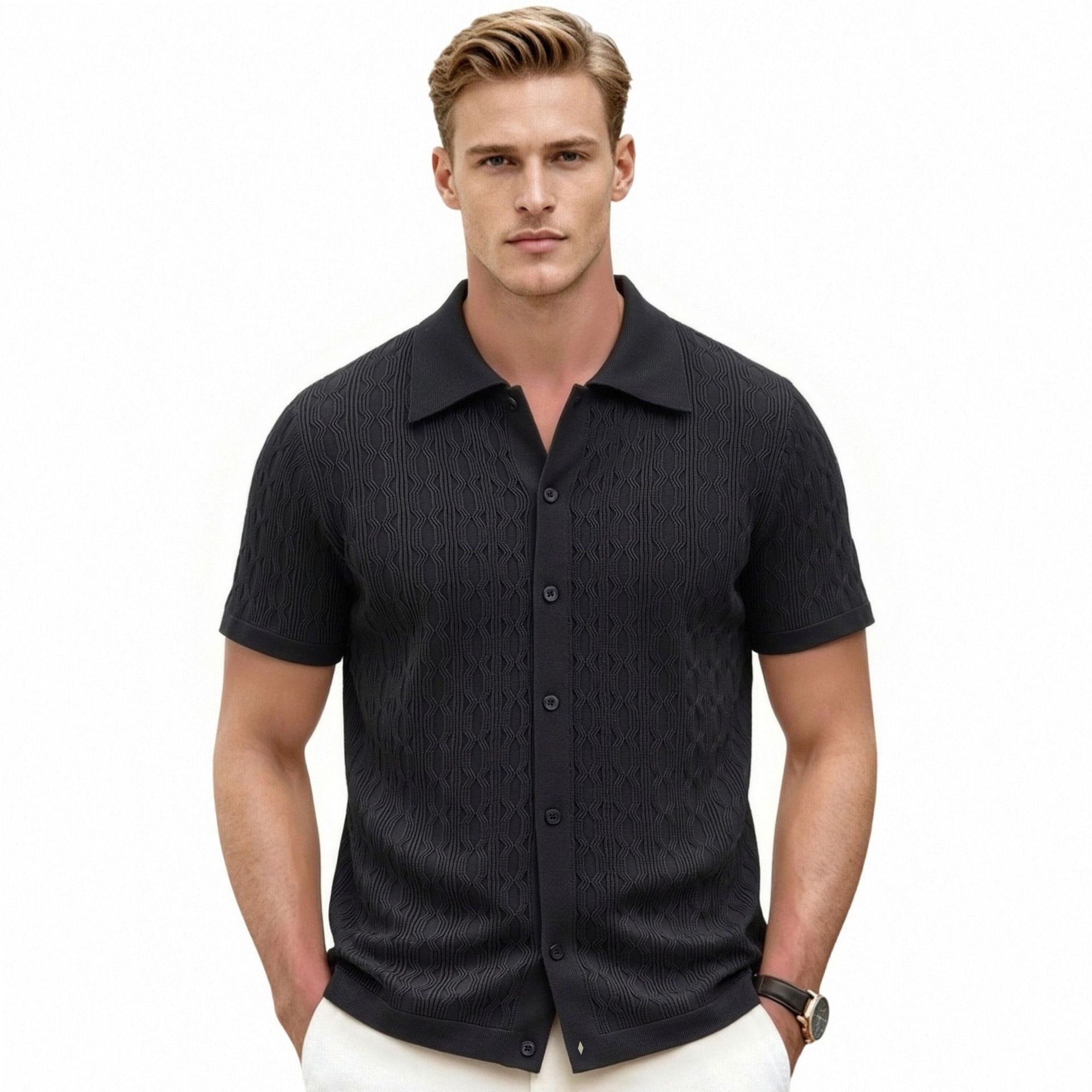 Black / M