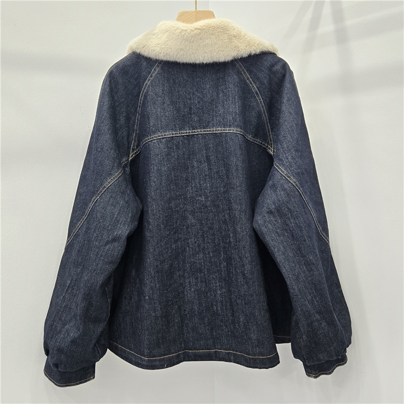 2025 invierno nuevo gran solapa una chaqueta de vaqueros de terciopelo más terciopelo grueso chaqueta de locomotora suelta de mujer superado