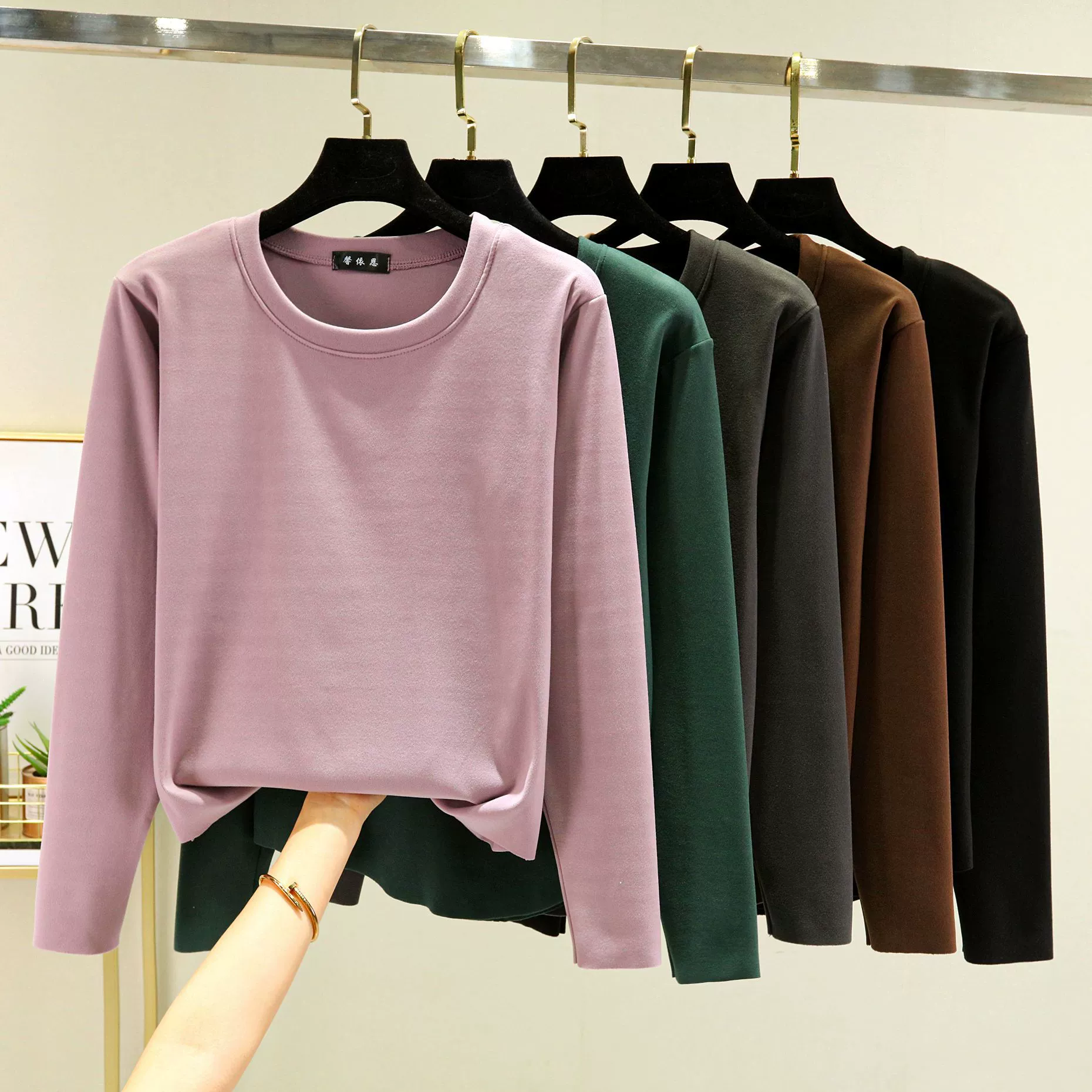 Осенне-зимняя женская бархатная теплая футболка с круглым вырезом, внутренняя одежда больших размеров, утолщенный топ на флисовой подкладке, однотонная приталенная Простая рубашка