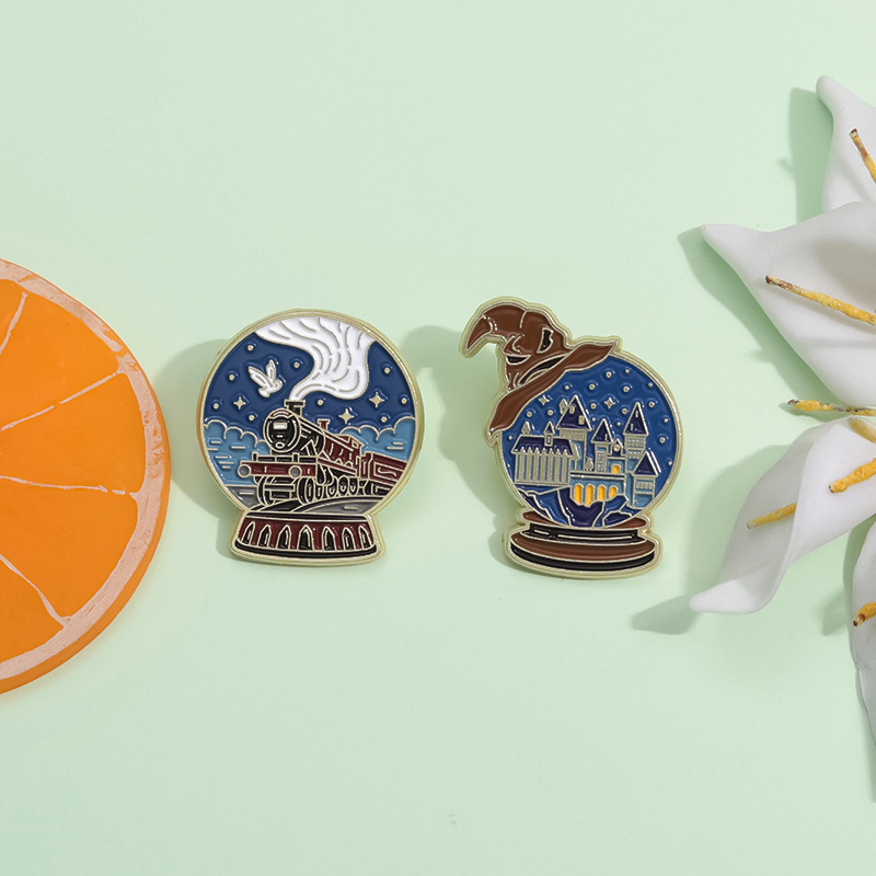 Cartoon Style Pin Crystal Ball Zinc Alloy Stoving Varnish Unisex Brooches display picture 8