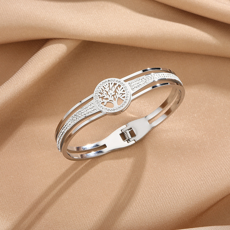 Tree of Life Bracelet Lifestyle