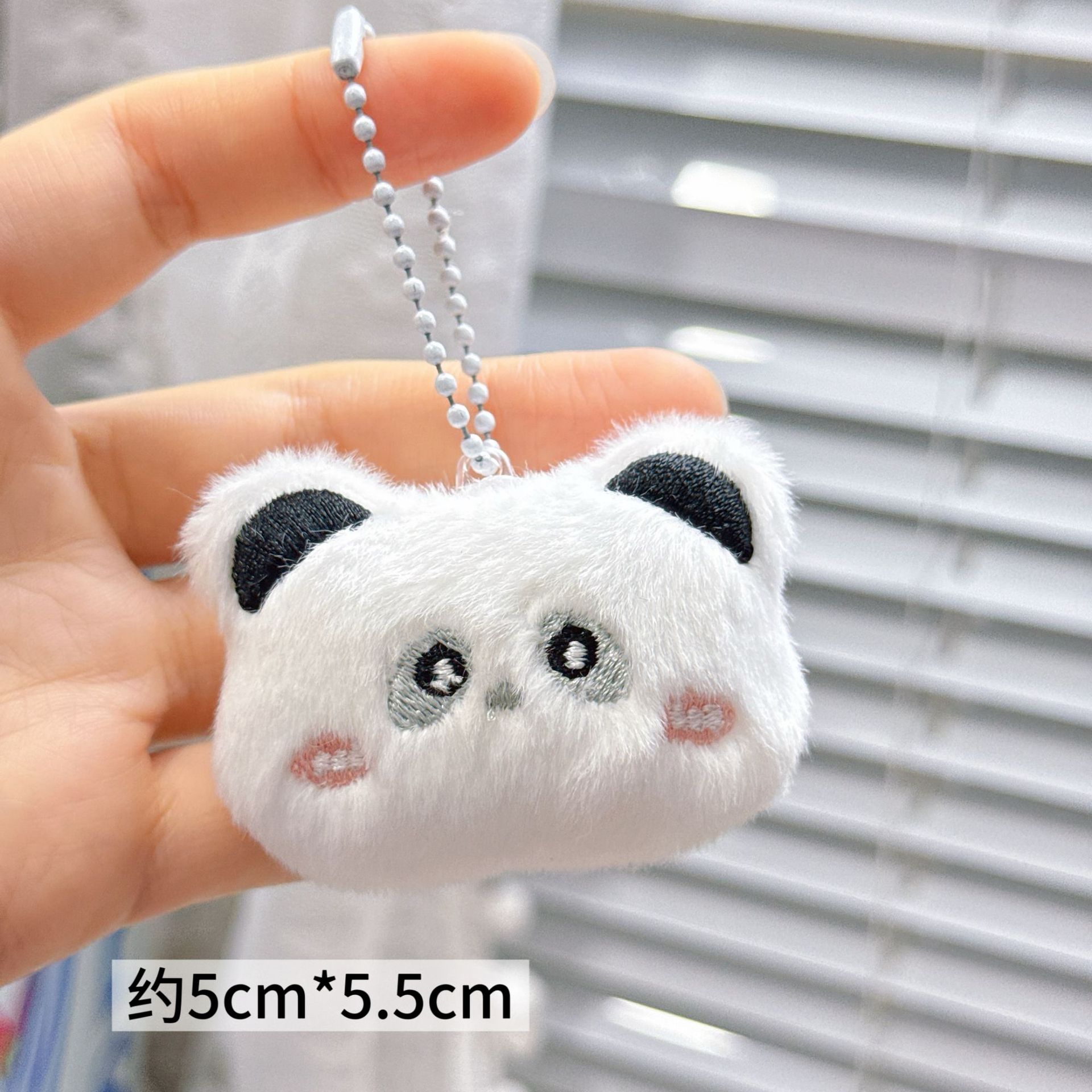 Colgante de Peluche para Mochila y Llaves image 53