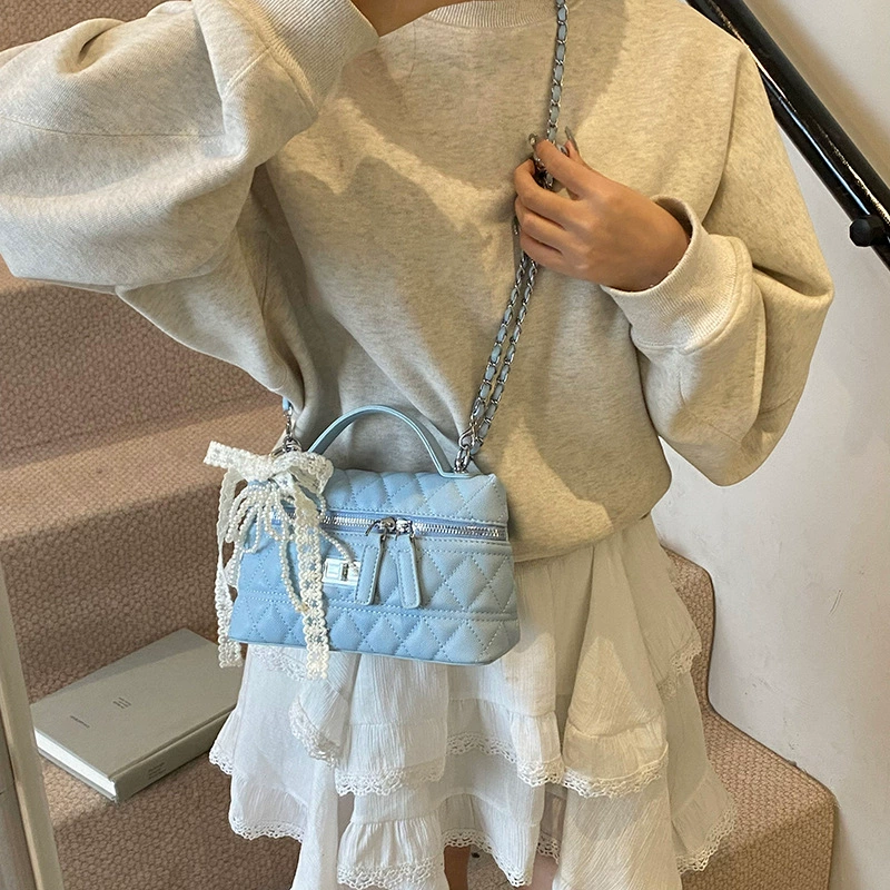 Маленькая сумка через плечо (Chanel style), цепочка-ручка, стёганый ромбовидный узор, 21,5×6,5×13 см