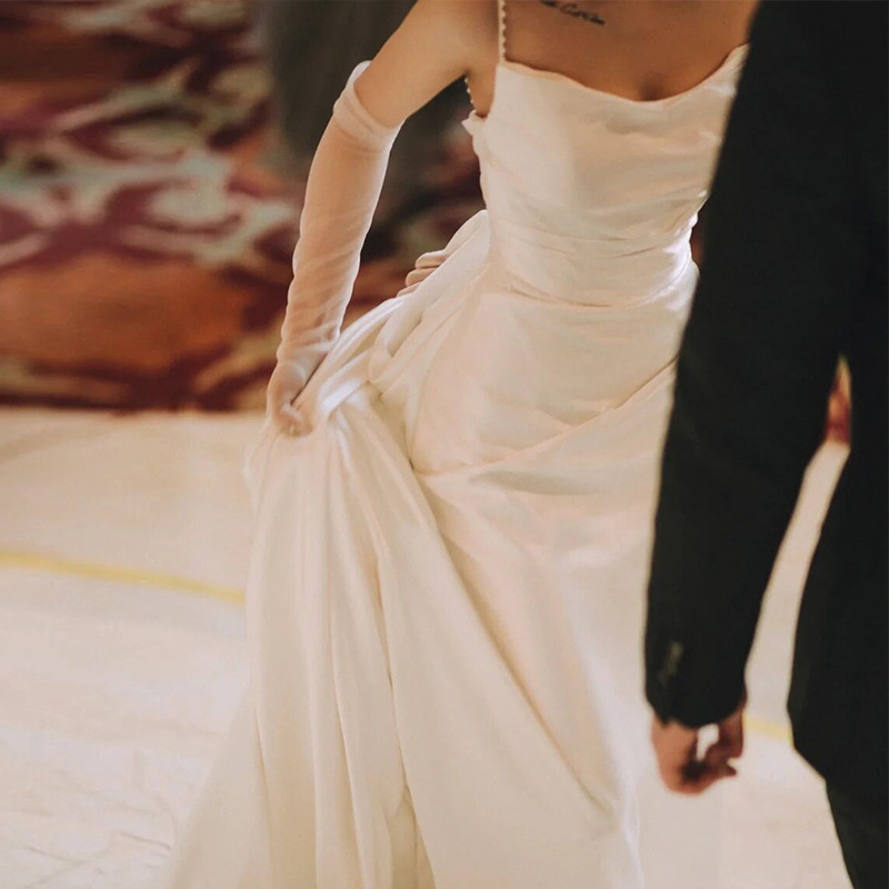 French Hepburn Style Light Wedding Dress 2026 New Bride Wedding Reception Dress Simple Satin Strapless Going-Out Dress for Women