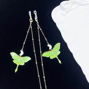 X 80227 Acrylic Moth Pendant Necklace �w��헉� �W���羳