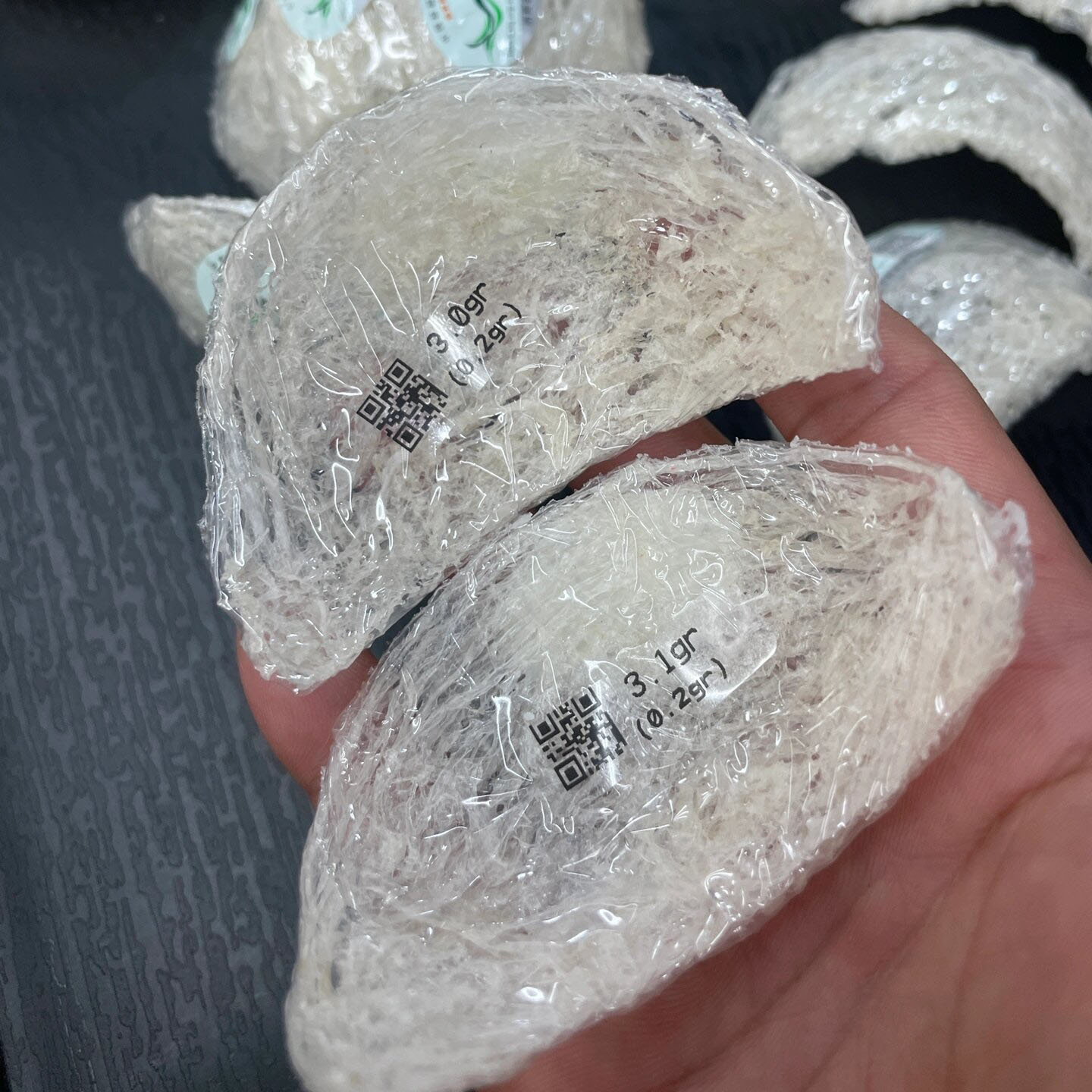 Indonesian Edible Bird's Nest Yan Wo 30g Ready-to-Stew White Nest Cups Traceable Import in use