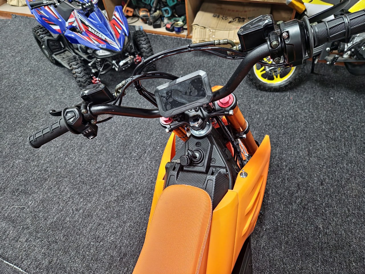 2026 New Model Best-Selling Russian Children's Off-Road Motorcycle Electric Scooter Dirtbike