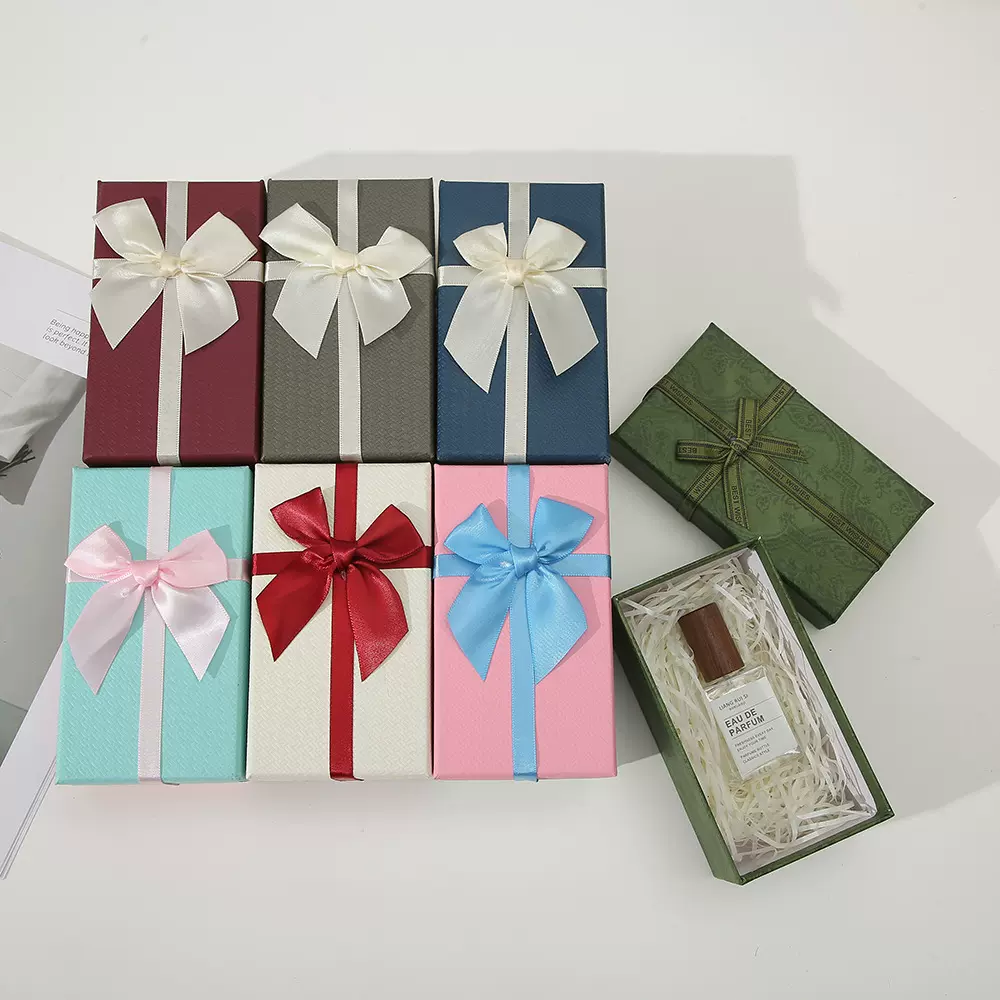 长方形香水手表盒生日礼物包装盒纯色简约大气蝴蝶结饰品收纳礼盒