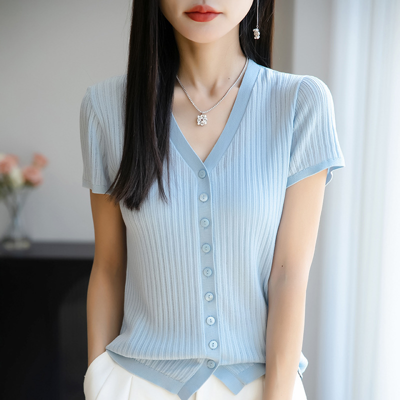 25 New Summer V Neck Beaded Knitted Cardigans for Women, Slimming Look Shirts, Fashionable and Versatile Short-Sleeved Tops