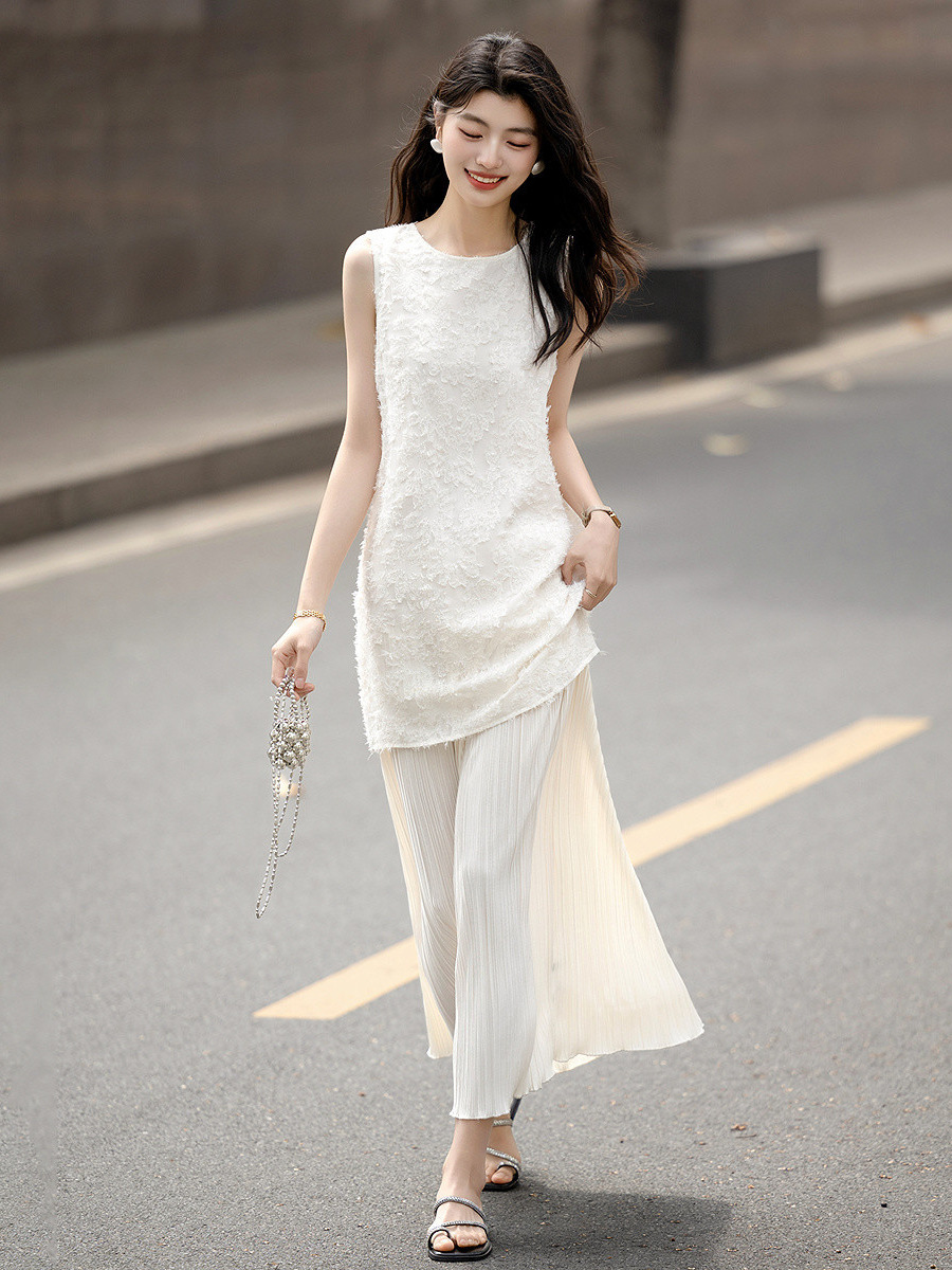 Đầm suông nữ midi phong cách Pháp, thiết kế giả hai lớp, dáng thẳng không eo, xếp ly nhẹ — Hạnh nhân trắng