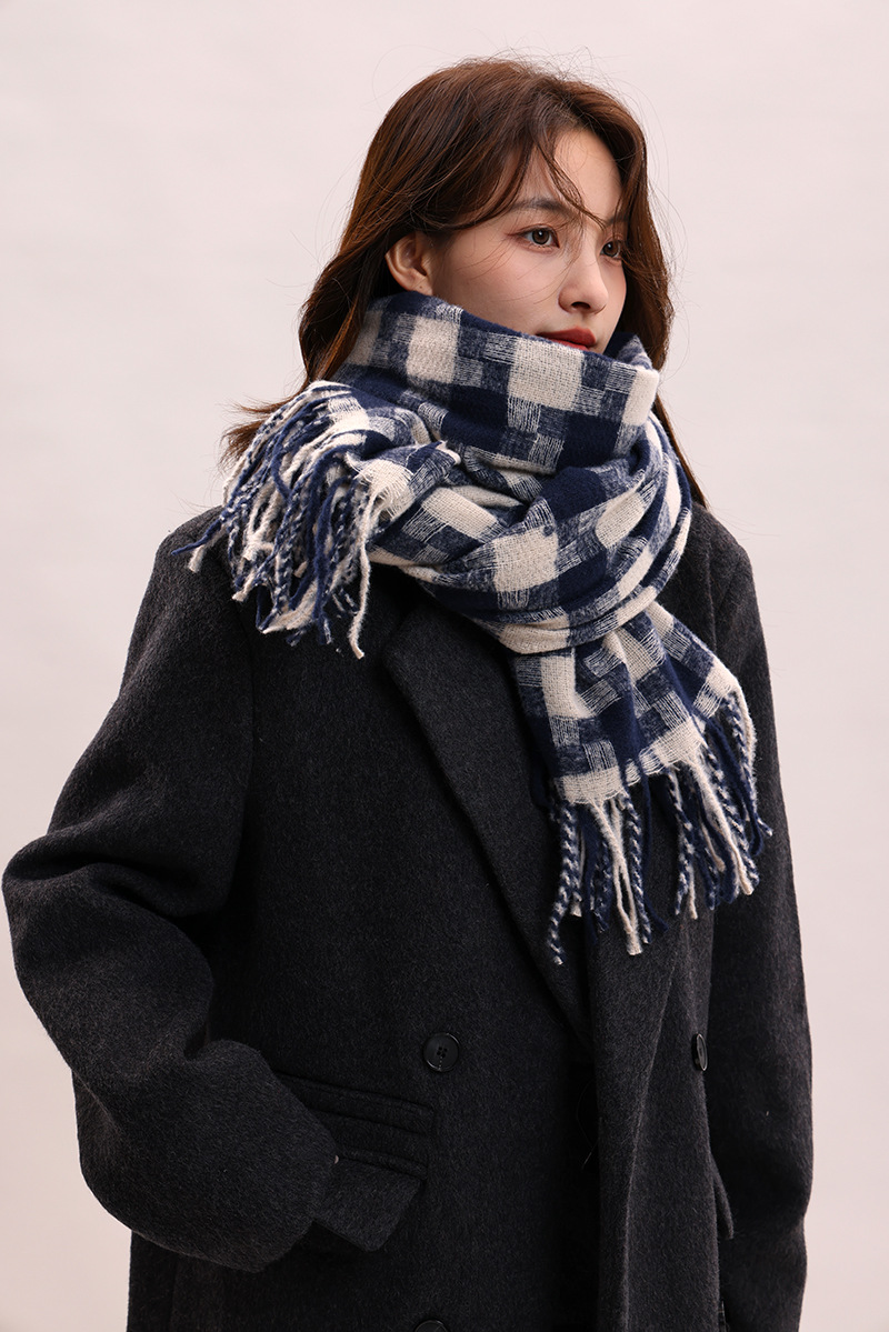 Sciarpa a quadri da donna autunno inverno sensazione avanzata spessa e calda collo frangia versatile studente moda INS_voghion.com