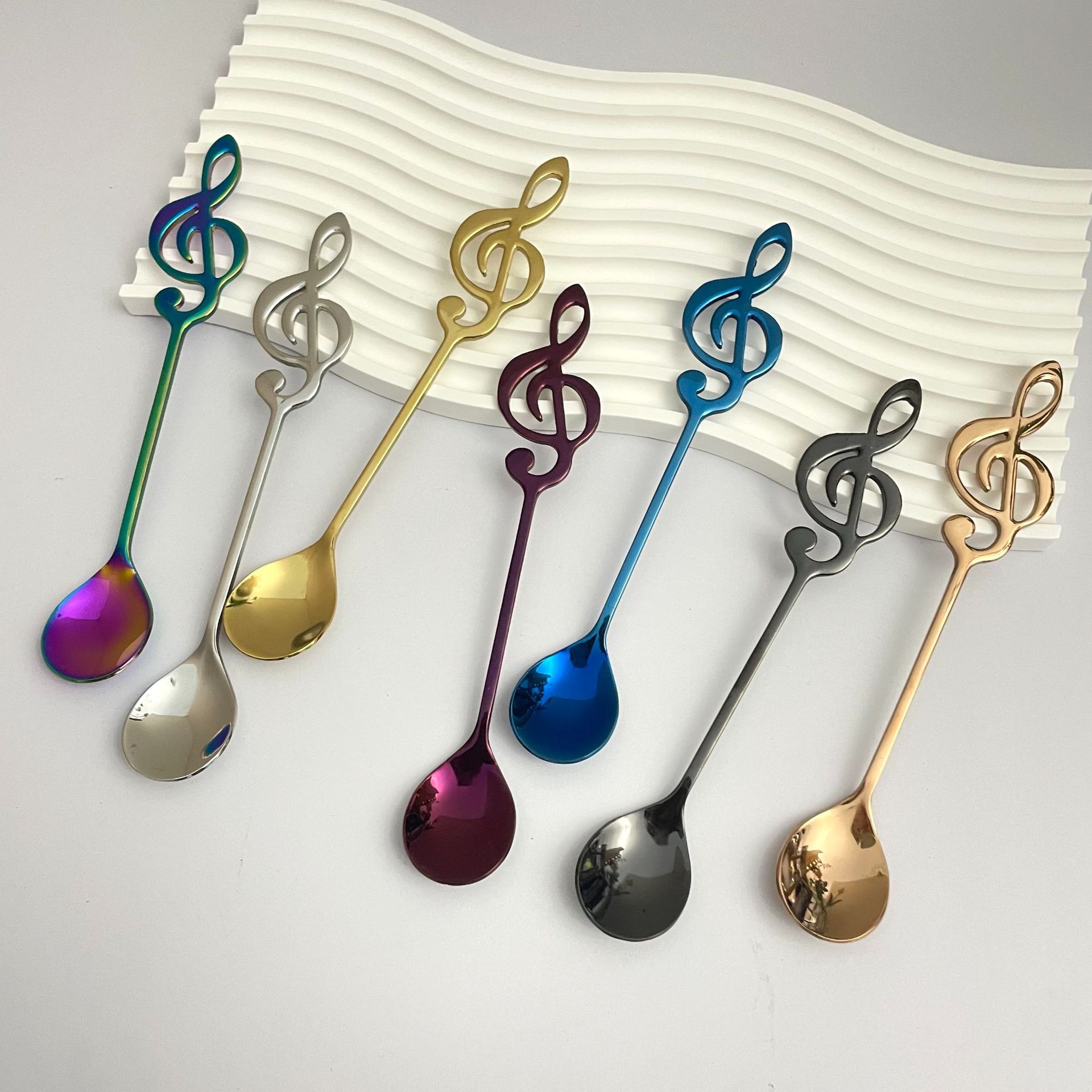Großhandel für Kaffeelöffel mit Musiknotenmotiv aus Edelstahl 304, kreativ und farbenfroh, für Kuchen und Desserts_voghion.com