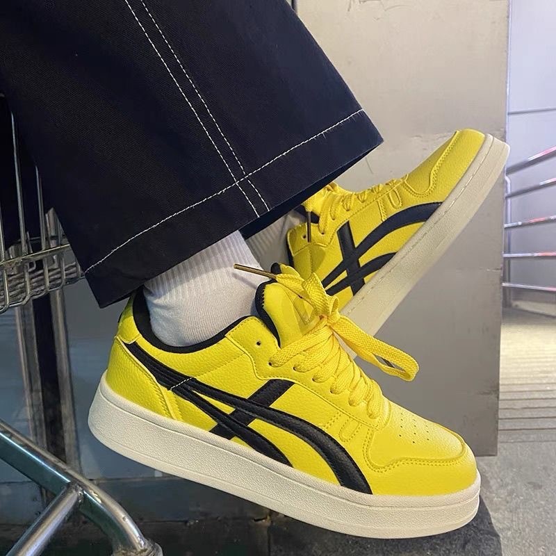 Zapatos de pareja estilo Hong Kong, mocasines bajos de nicho, estilo moderno, zapatillas deportivas casuales versátiles, novedad de primavera 2026.