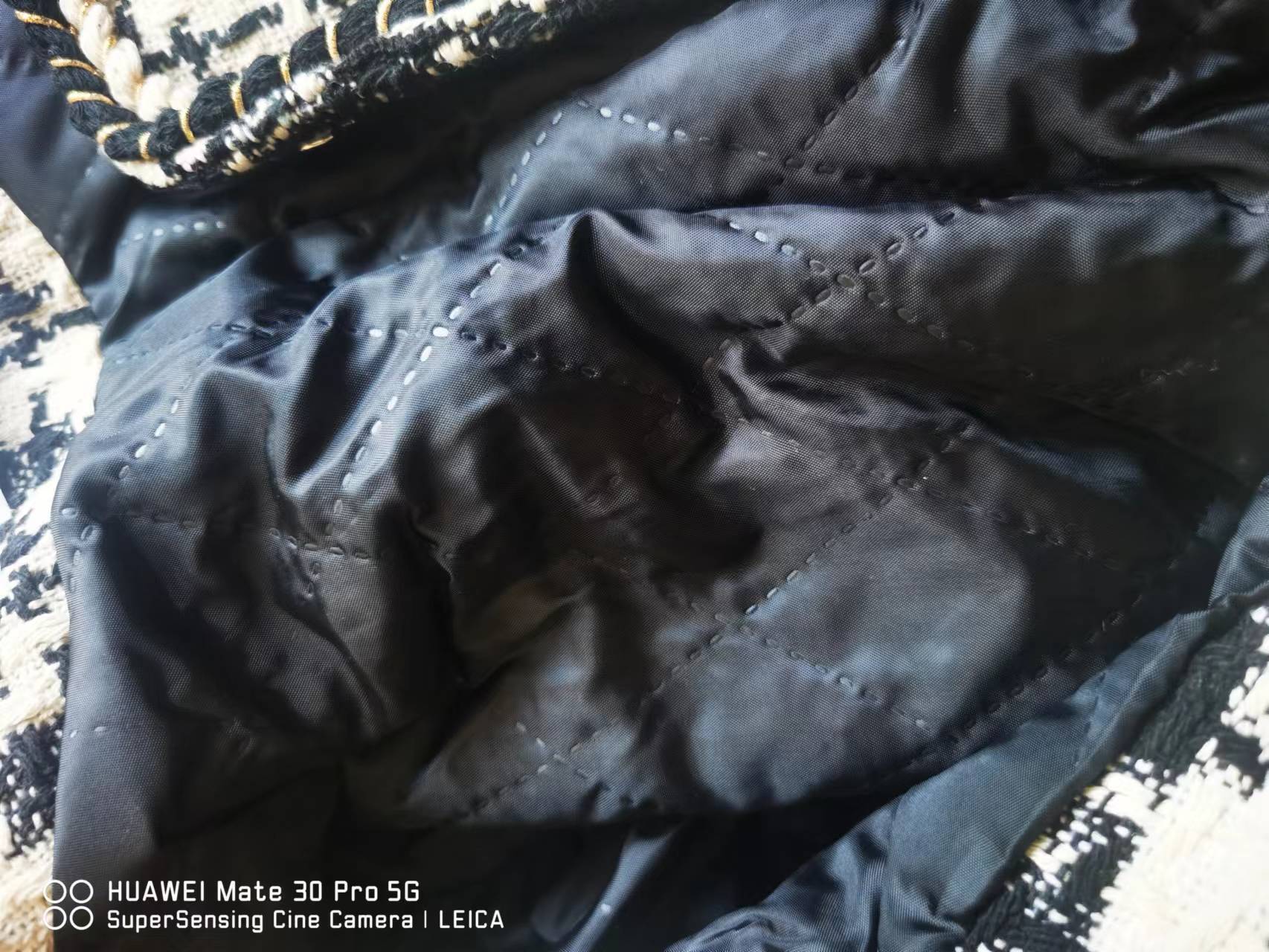 Image color (quilted)