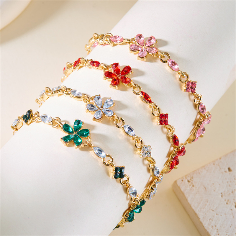 Cross-border Bracelet Women's High-end Sense Small Fresh Diamond Flower Bracelet Cherry Blossom Ins Design Sense Flower Chain Bracelet