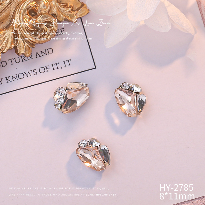 Celebridad en línea Maillard joyería de uñas de cristal pila diamante producto terminado flash torcido corazón grasa cuadrado hecho a mano perla joyería de uñas