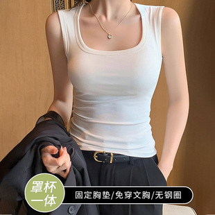 ��ɫ�ֱ�һ�w��׵�������Ů�ȴ��⴩���A��؉|�ڸ���o������