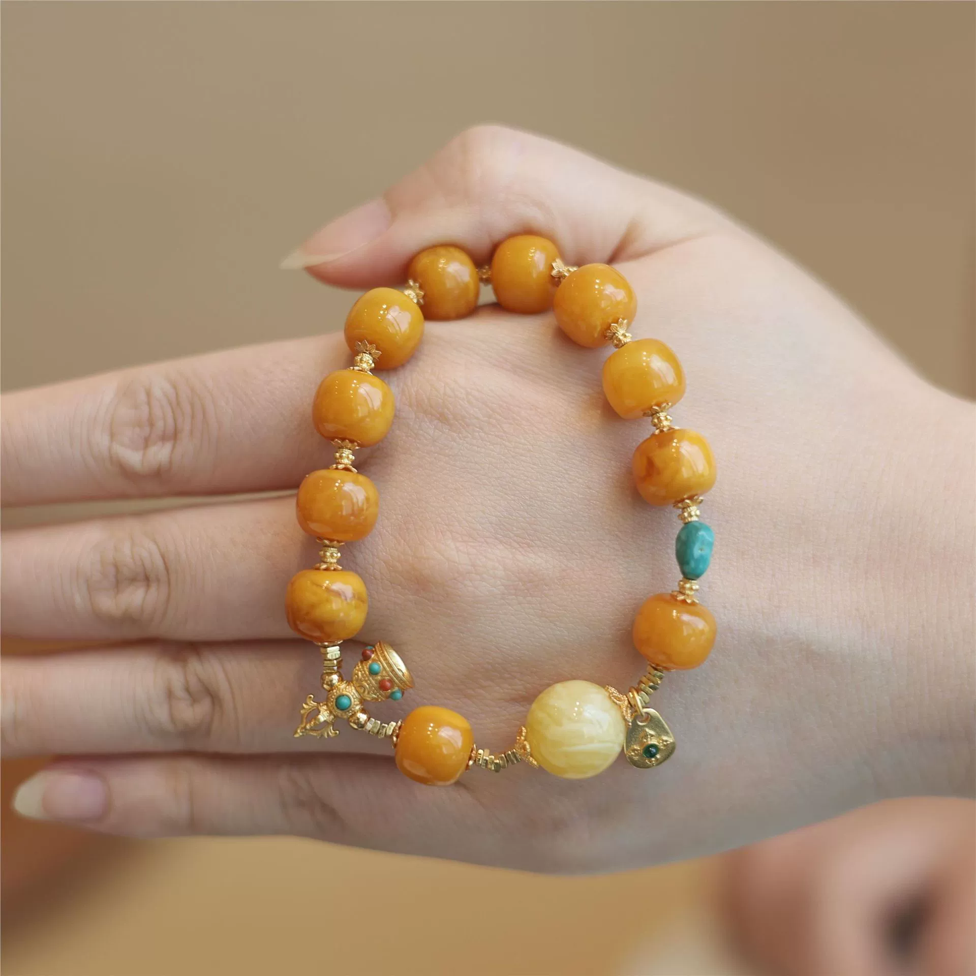 Древние бусины, старые восковые бусины из зизифуса, популярные браслеты со звездами, позолоченные аксессуары из стерлингового серебра, новые скромные роскошные старые восковые браслеты в китайском стиле.