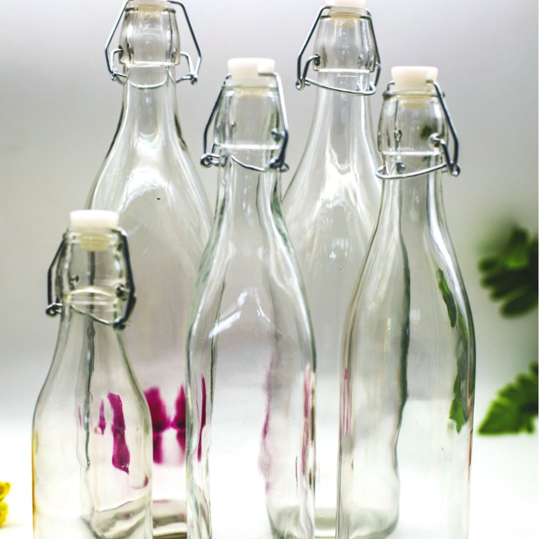 玻璃饮料瓶 新款铁扣果汁瓶 果酒瓶 饮料瓶 保鲜牛奶瓶 防漏油瓶