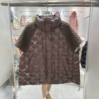 拼接针织袖羽绒马甲女2026秋冬新款短款立领保暖背心韩系时尚外套