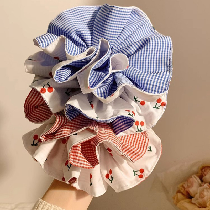 Clear Summer ~ Elegante elastico per capelli a righe blu con ciliegie per donna, grande, accessorio versatile per capelli_voghion.com