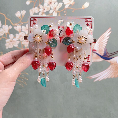 Hanfu headwear children's hairpin girls ancient style hair accessories ancient hairpin Chinese style girls tassel step rocker clip