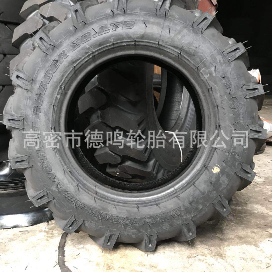 7,50/8.00-16/8.00-18 neumático de patrón de espiga de garra agrícola