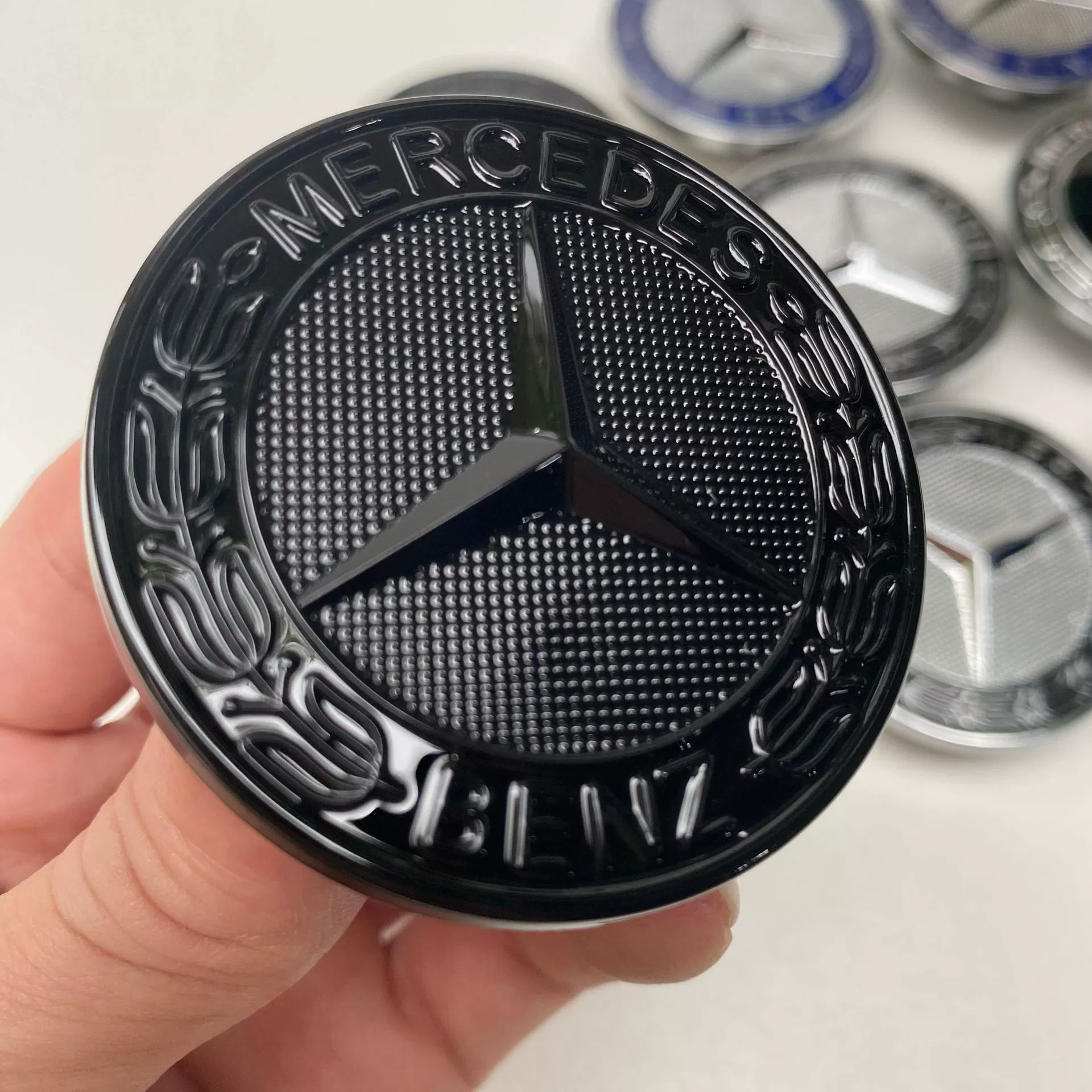 Подходит для украшения логотипа капота Mercedes-Benz ABCERS-class GLC GLK CLA CLS, плоский логотип на капоте, логотип автомобиля спереди