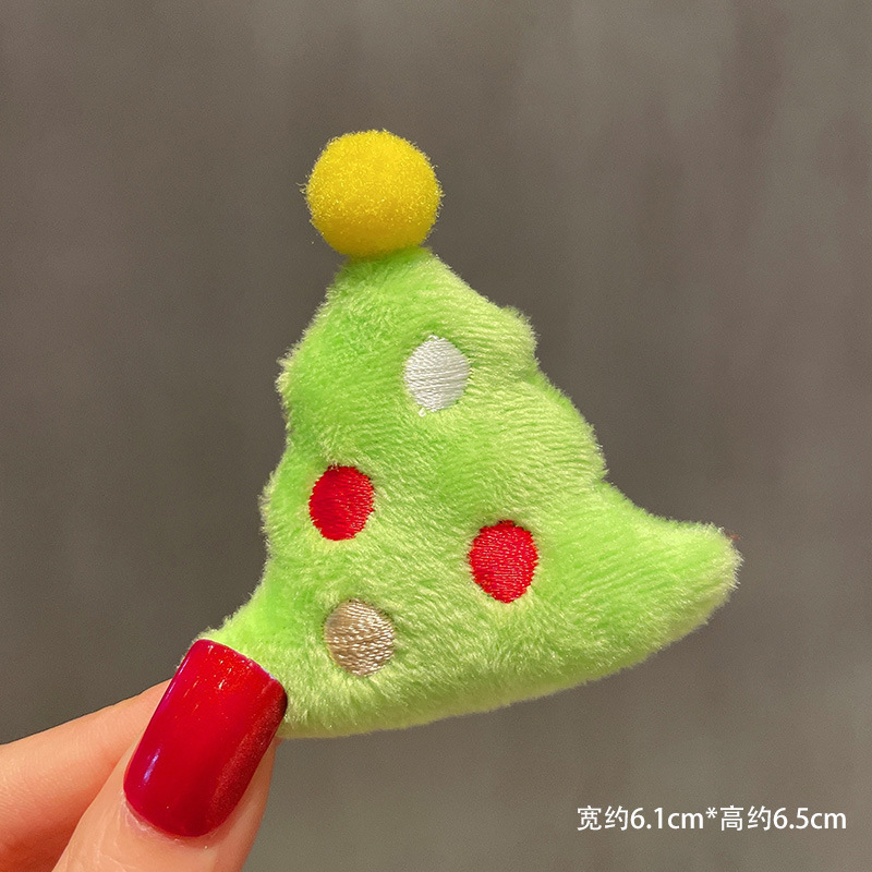 Point a little Christmas tree